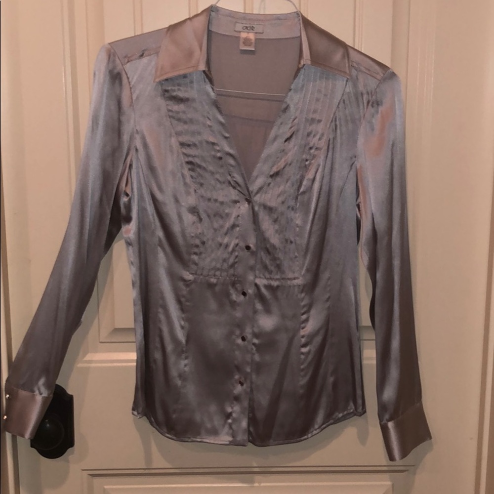 Cache silver v-neck silk blouse